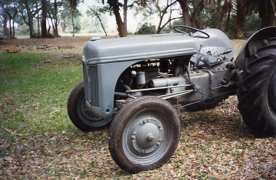 1980 Ford Fergerson 1945 tractor.jpg